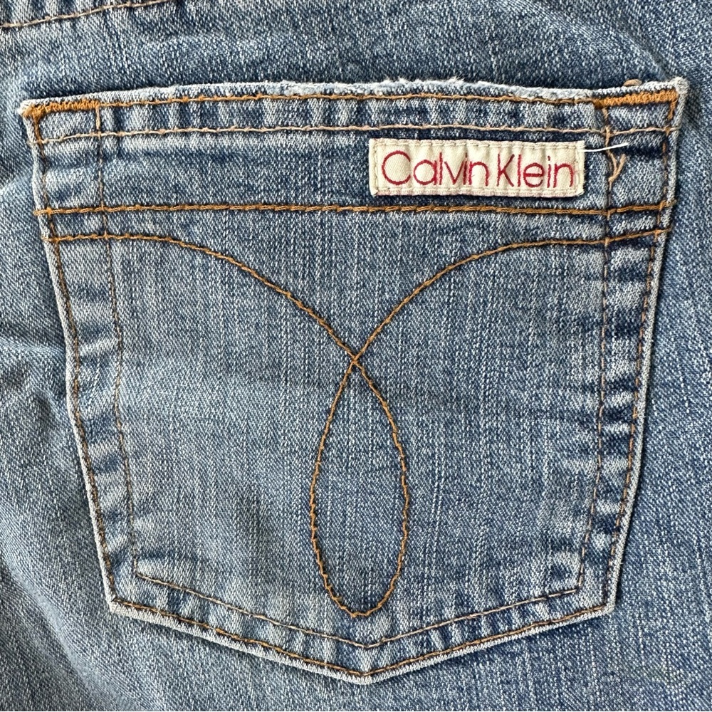 CALVIN KLIEN 90s Y2K Light Wash Cropped Capris - Picture 9 of 10